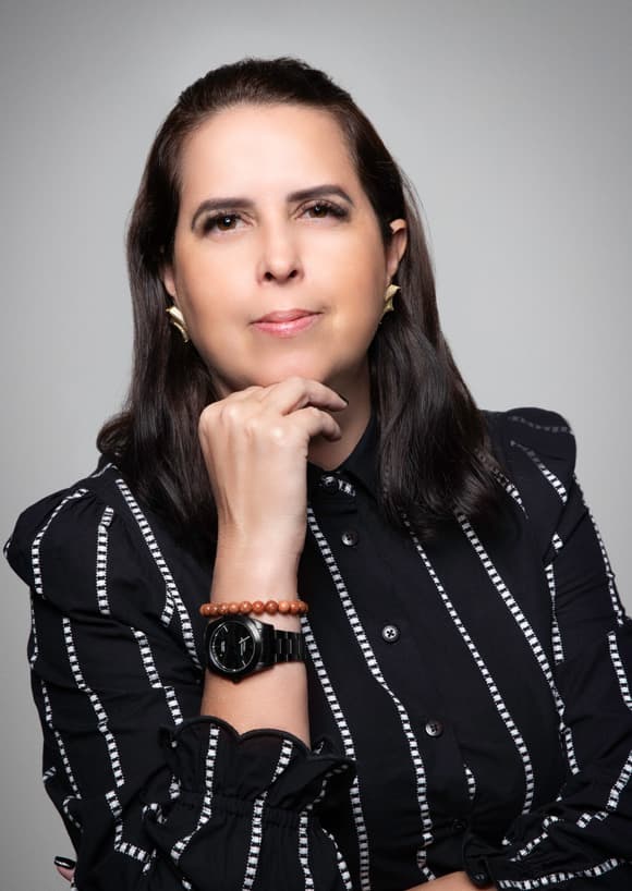 Ana Carolina Candido Alves, Dra. Condomínios